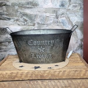 Country Living Bucket